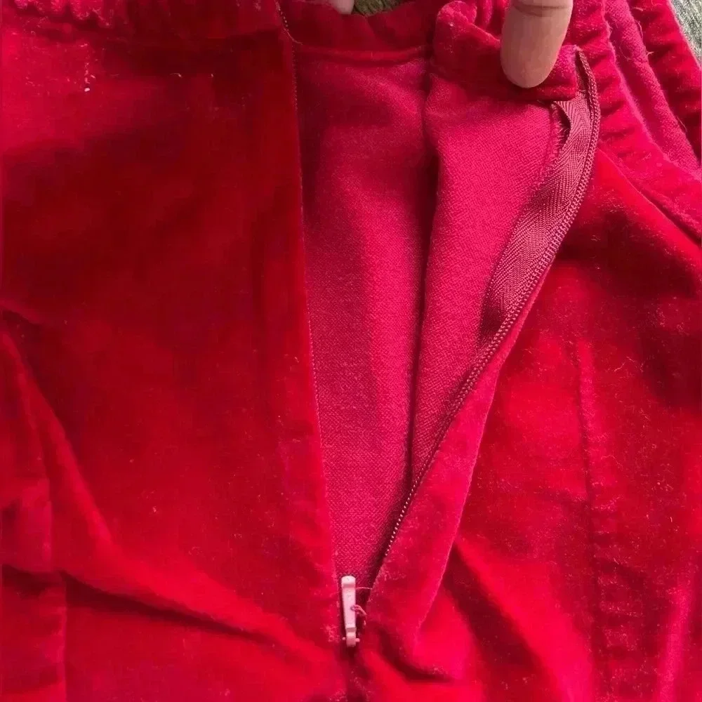 The Children’s Place | little girls velvet romper/dress. Size: 4.